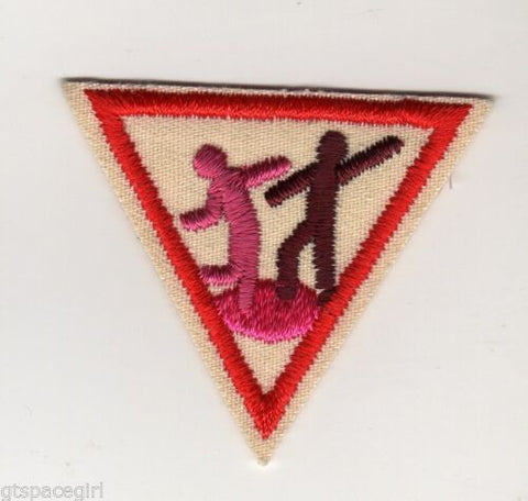 Dance, Retired Brownie Girl Scout Try-It Badge, Red Border